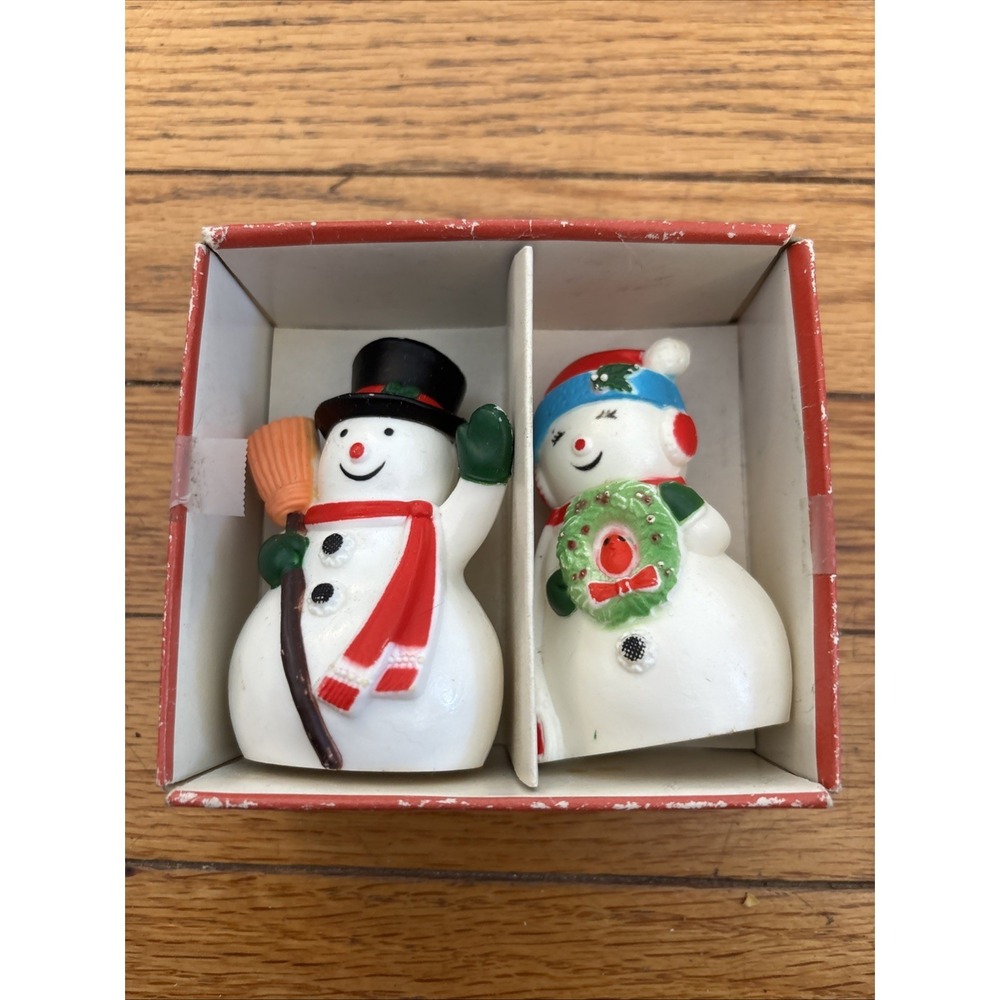 VINTAGE CHRISTMAS MR & MRS SNOWMAN SALT‎ & PEPPER SHAKERS 1988
